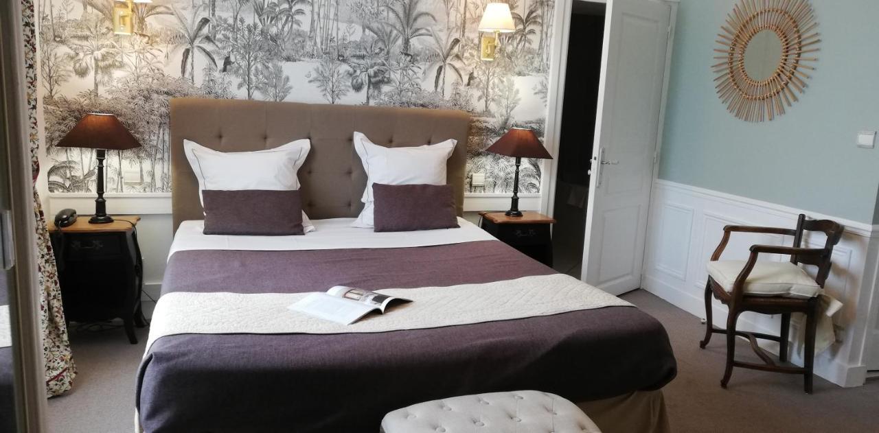 Hotel-Restaurant Ricordeau Loue ภายนอก รูปภาพ