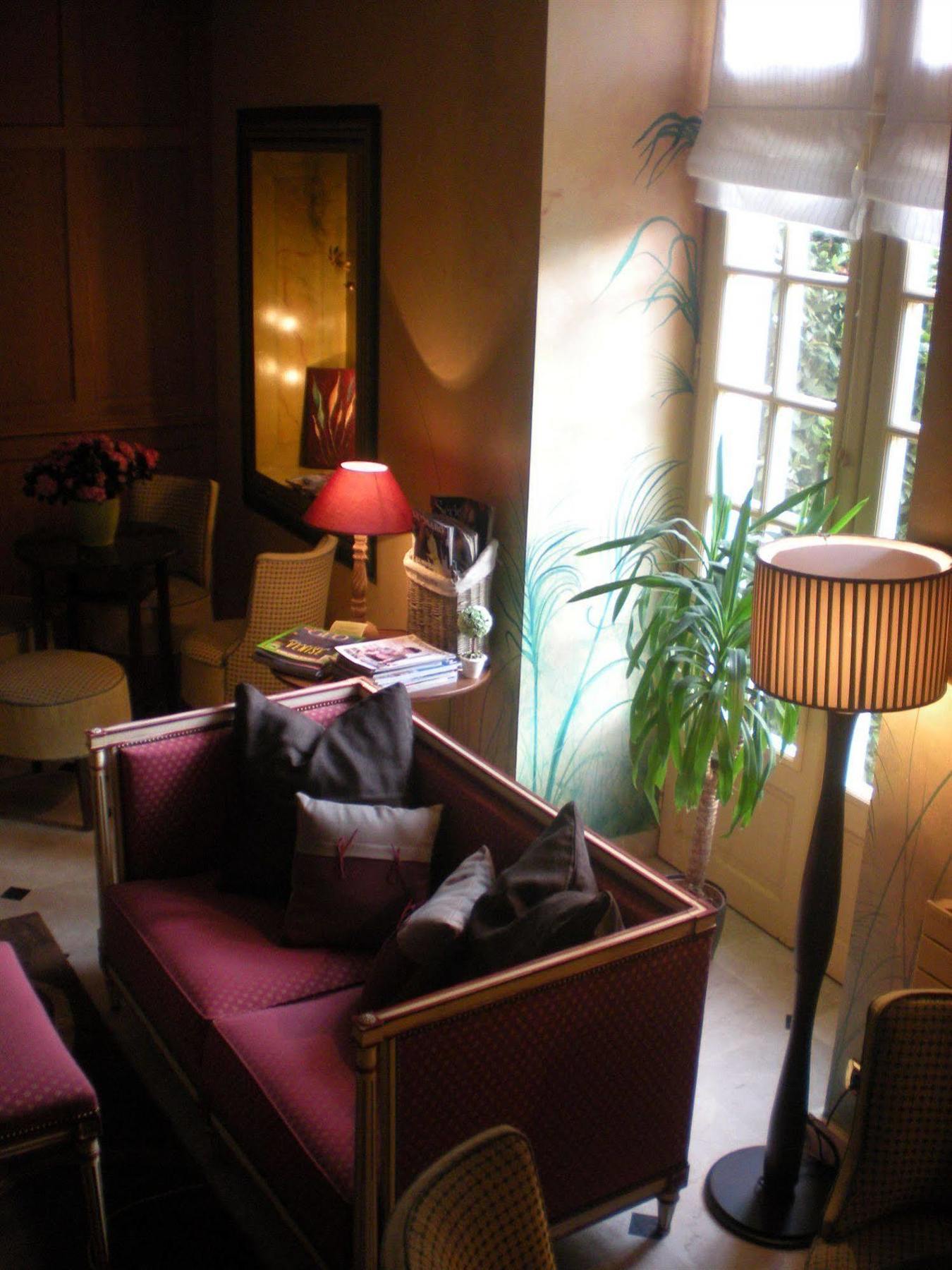 Hotel-Restaurant Ricordeau Loue ภายนอก รูปภาพ